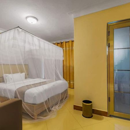 Santa Maria Hotel Εντέμπε Εξωτερικό φωτογραφία