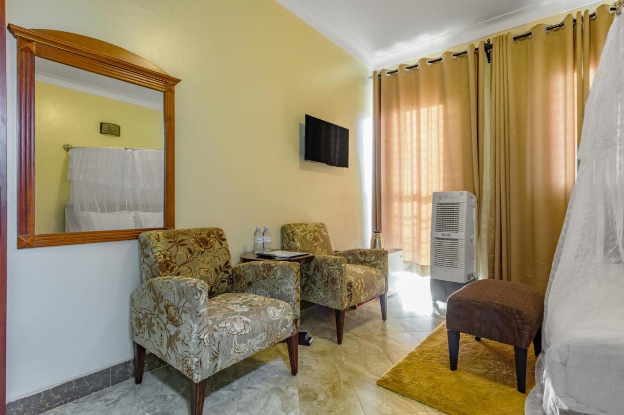 Santa Maria Hotel Εντέμπε Εξωτερικό φωτογραφία