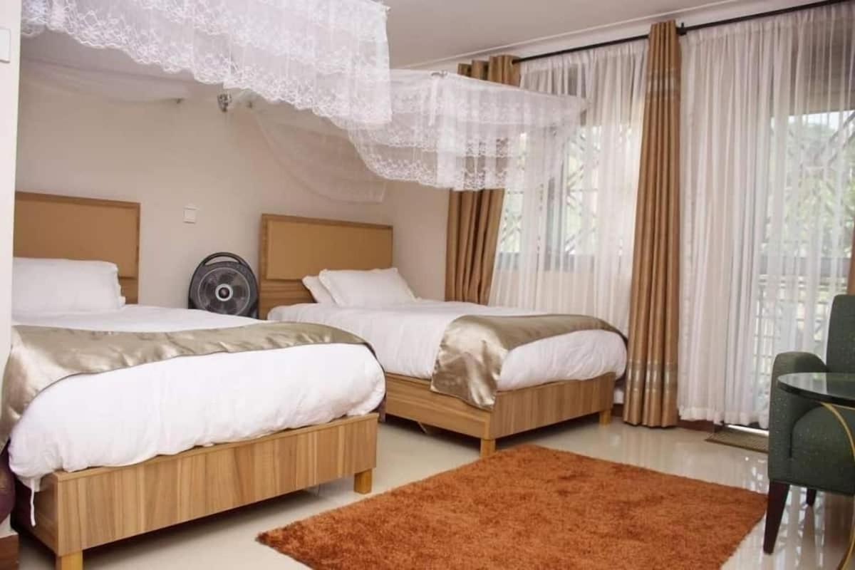 Santa Maria Hotel Εντέμπε Εξωτερικό φωτογραφία